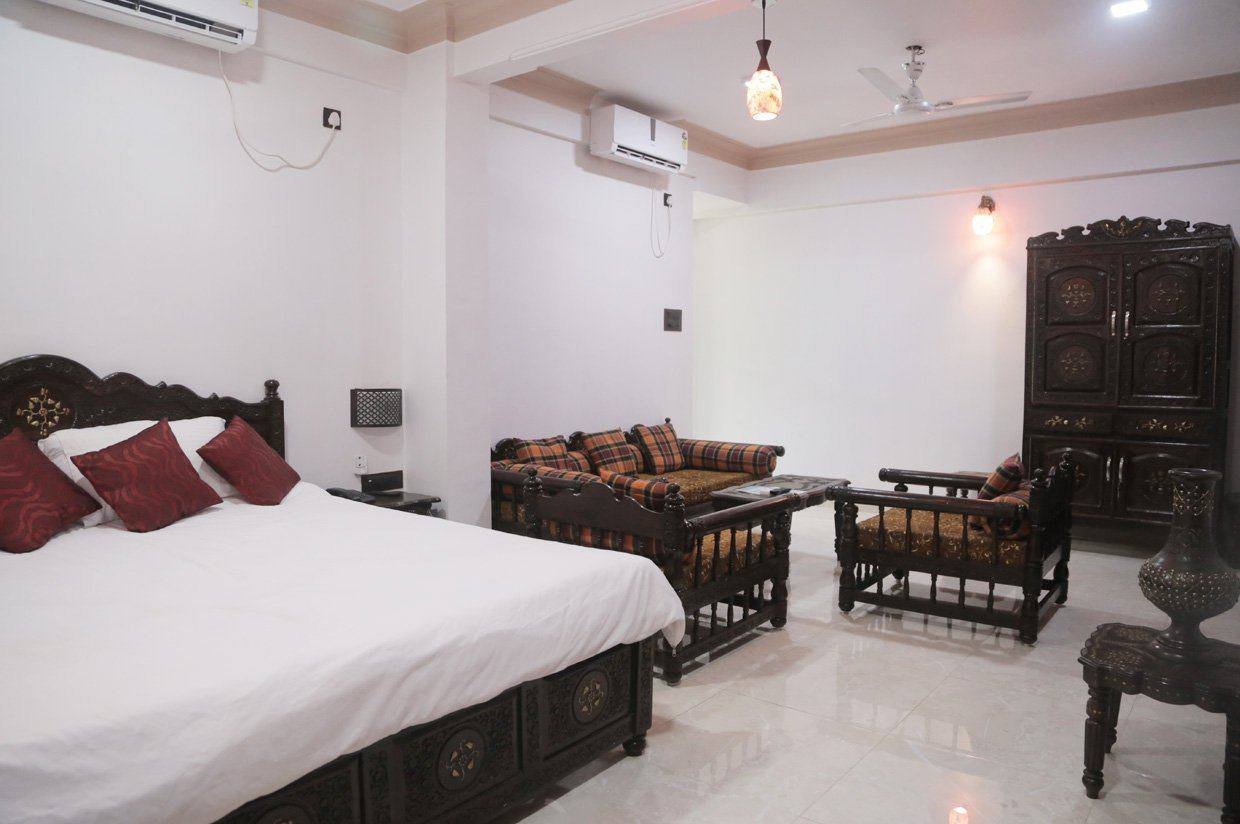 Spacious guest room with seating area